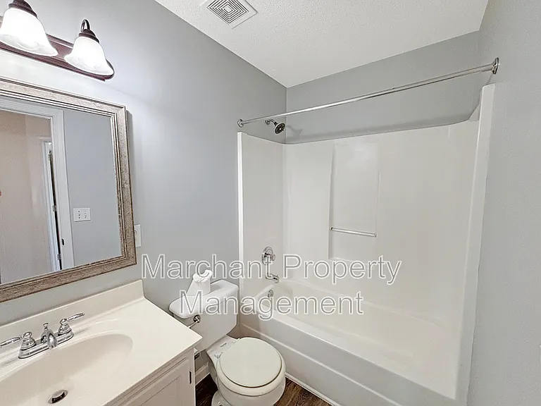 110 Golden Crest Ct — Photo 21