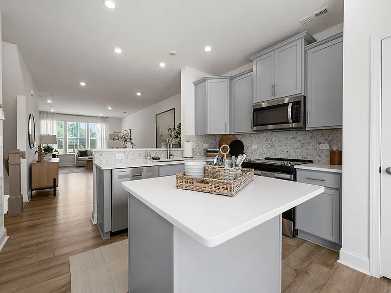 Abode at Greenway — Photo 15