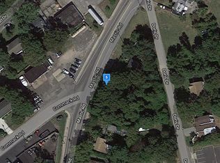 43 Mastic Rd, Mastic Beach, NY 11951