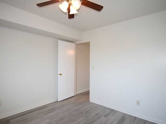 2nd image of 11565 Regency Square Ct Unit 7