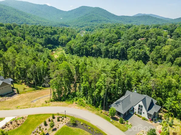 149 Riverbend Forest Dr #6, Asheville, NC 28805