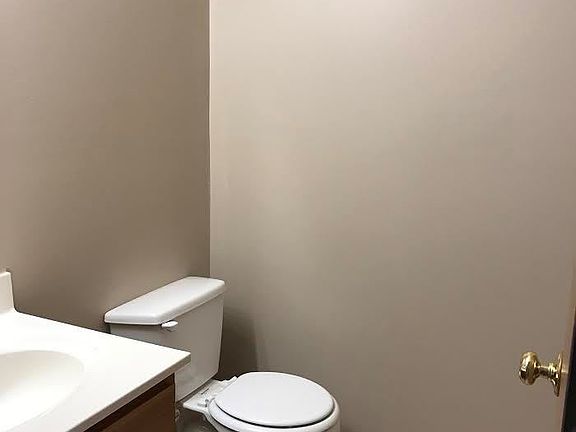 5th image of 3966 Amelia Ave APT 5