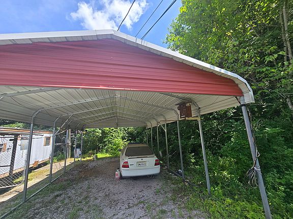 2nd image of 309 Charlie Neal Rd