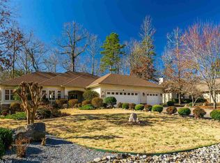 20 Hendaye Ln, Hot Springs Village, AR 71909