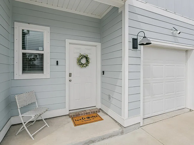 1535 Iroquois Ct — Photo 2