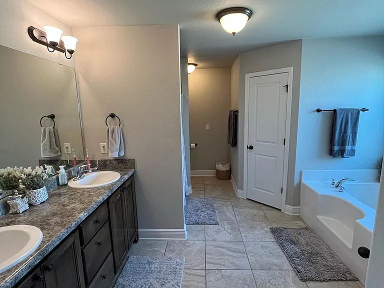 4888 Nichols Creek Rd — Photo 63