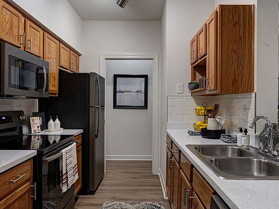 2nd image of 401 W Pasadena Blvd APT 809