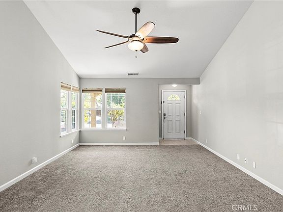 3rd image of 2811 Vistamont Way