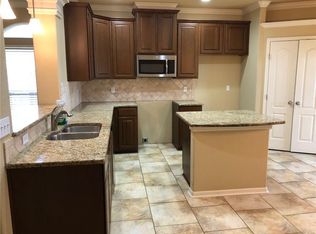 1930 Barlow Trl, Corpus Christi, TX 78410