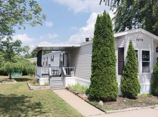 6479 Barrie Cir #384, Brighton, MI 48114