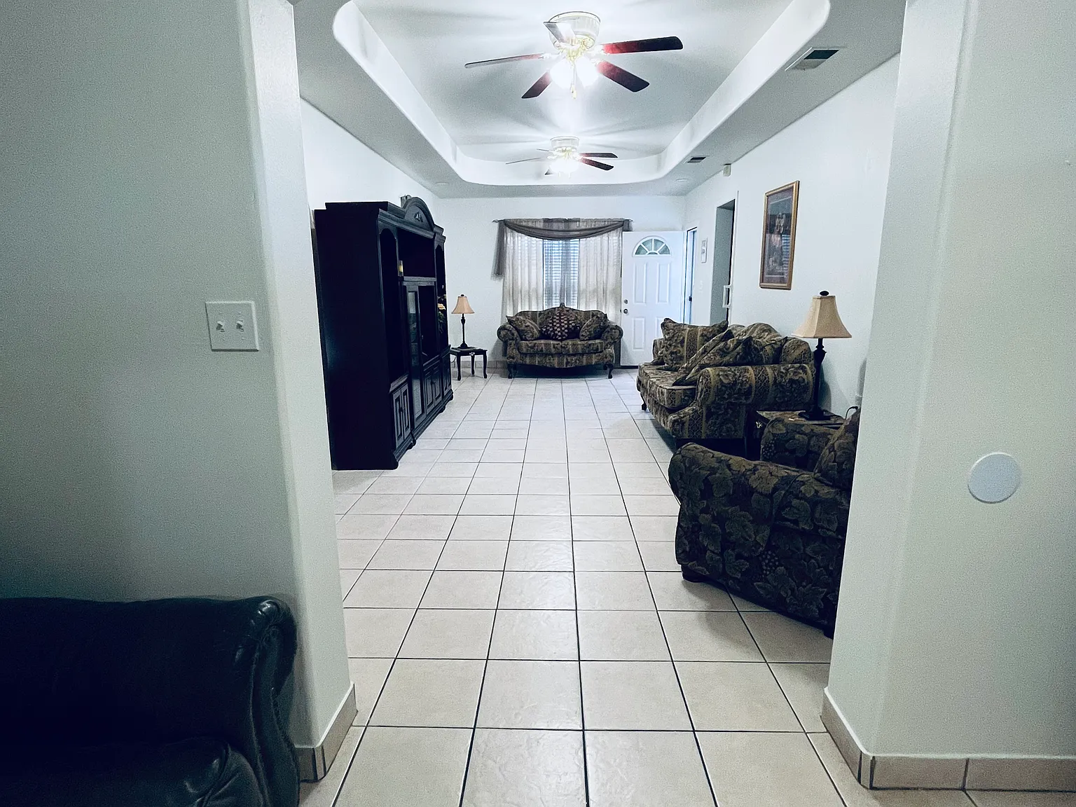2 bed, 1200 sqft, $2,000 — Photo 4