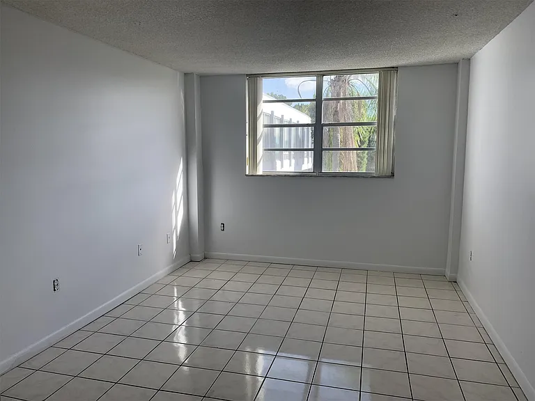 14170 SW 84th St #F203 — Photo 15