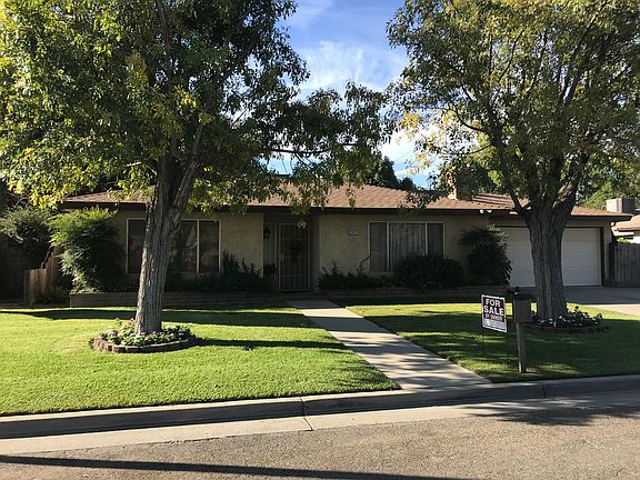 Home at 2820 Holiday Way