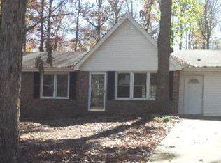 1834 Pinecrest Dr, Griffin, GA 30223