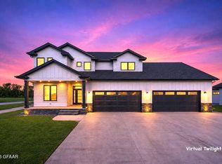 5498 Courtyard Dr, Grand Forks, ND 58201