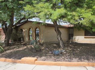 694 N Colette Cir, Tucson, AZ 85748