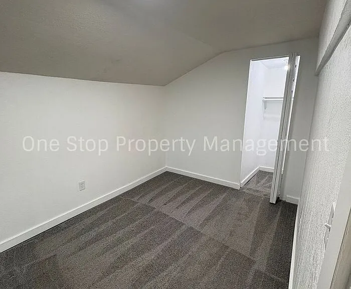 5711 Jackson Ave — Photo 14
