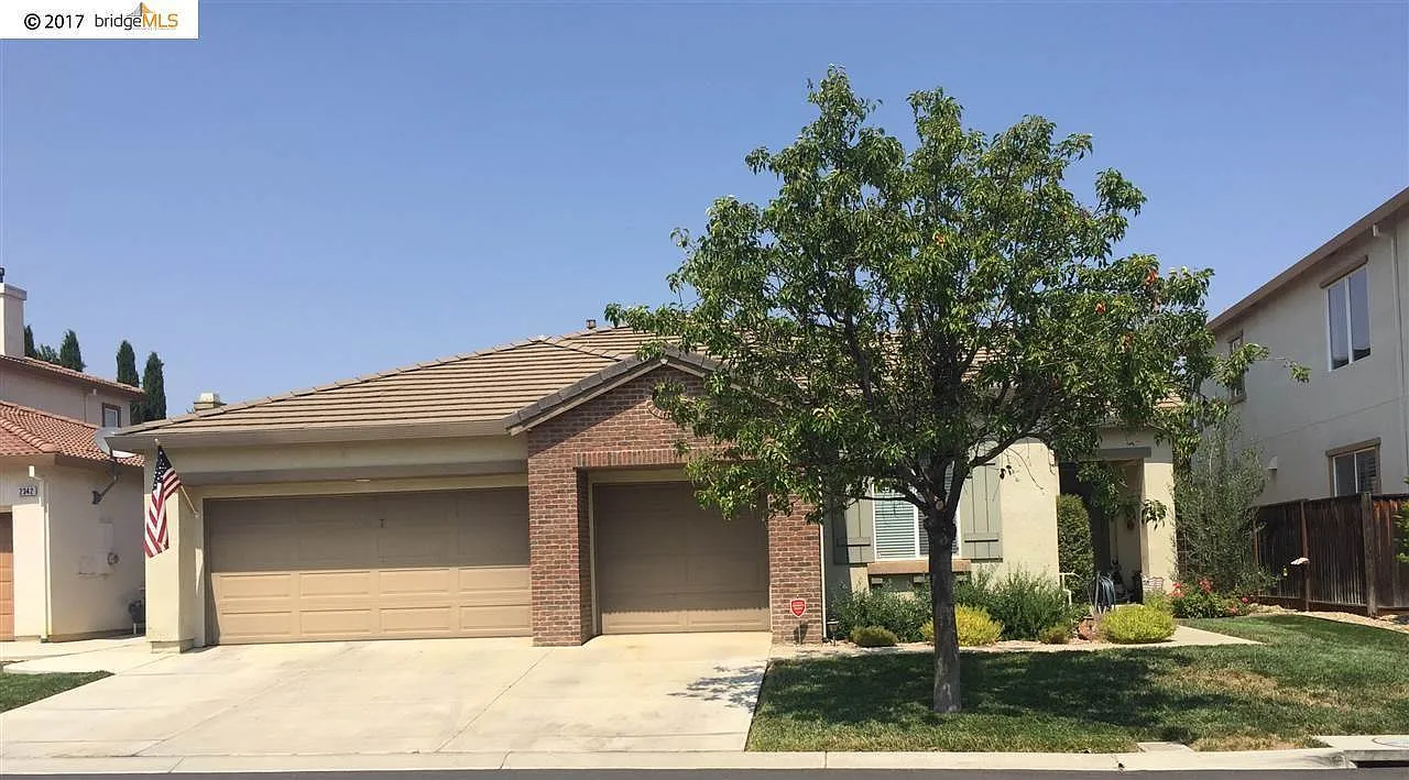 2338 Winchester Loop photo 1