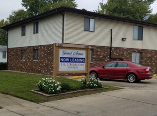 1401 N Grand Ave W APT 6, Springfield, IL 62702