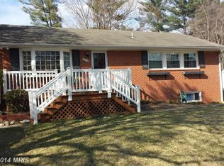 8014 Gosport Ln, Springfield, VA 22151