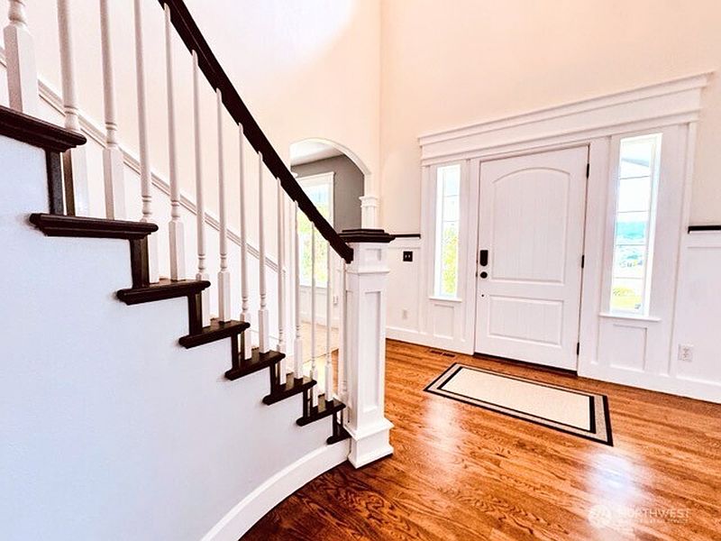5th image of 2453 Grand Avenue