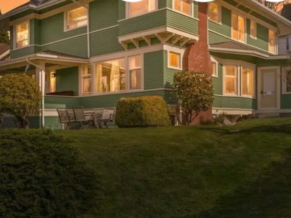 900 N Garden St APT 2, Bellingham, WA 98225