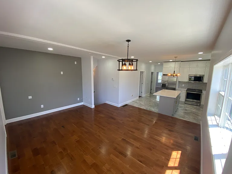 1472 Somerset Ave #1 — Photo 3