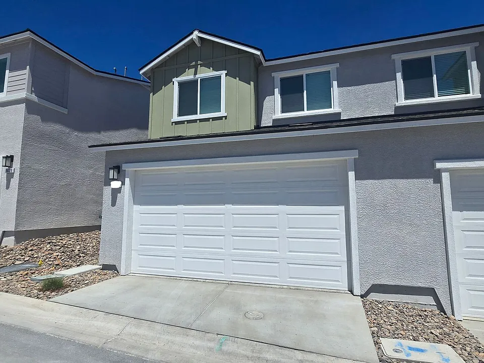 5854 Altitude St