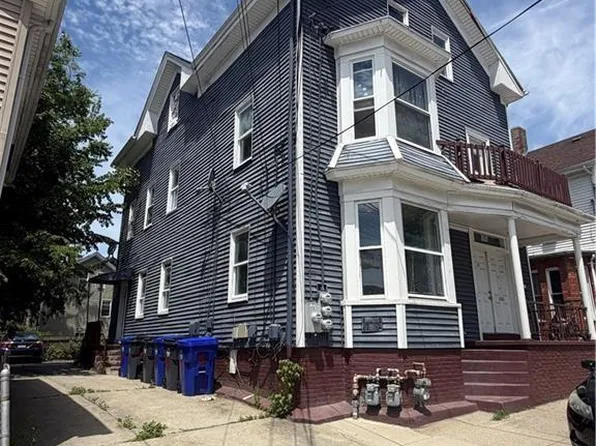 10 La Vaughn St, Providence, RI 02909