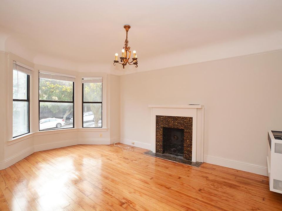 1st image of 132A Carl St