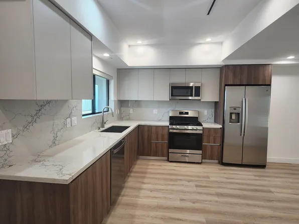 6061 Fulton Ave #6, Van Nuys, CA 91401