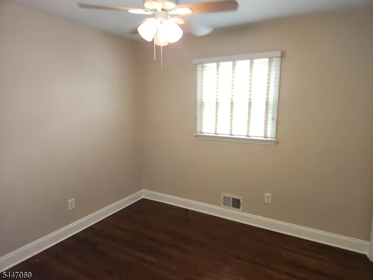 112 Brentwood Rd — Photo 13