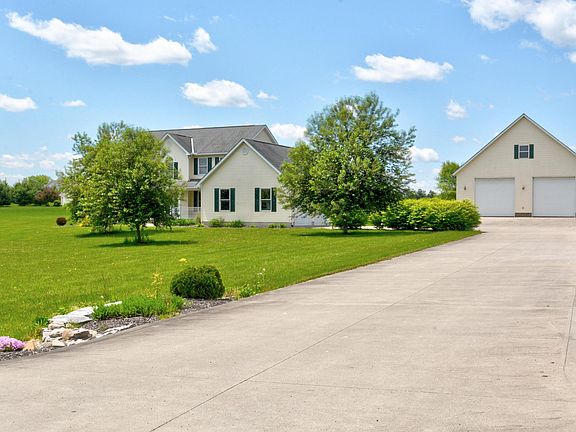 2nd image of 125 Simeon Dr