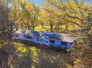 1400 Plainfield Rd, Oswego, IL 60543