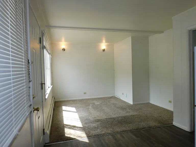 2221 N Ballard Rd — Photo 14