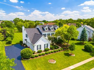 1525 Bridle Ln, Bartlett, IL 60103