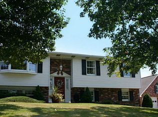 770 Lancaster Rd, Fombell, PA 16123