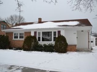 2619 Wedemeyer St, Sheboygan, WI 53081