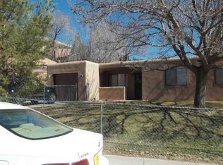525 Juniper Dr, Santa Fe, NM 87501