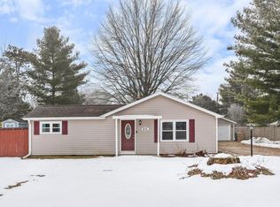 605 Acacia Ln, Madison, WI 53716