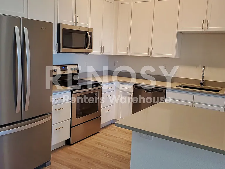 17297 Wilde Ave #305 — Photo 3