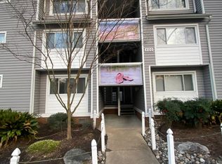 500 Ocean Trace Arch APT 201, Virginia Beach, VA 23451