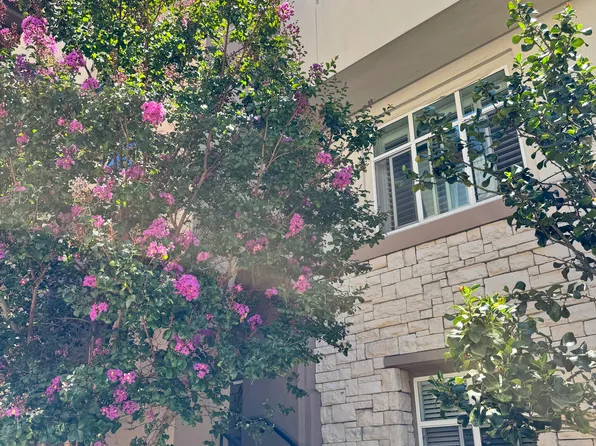 5207 S Esprit Loop, Dublin, CA 94568