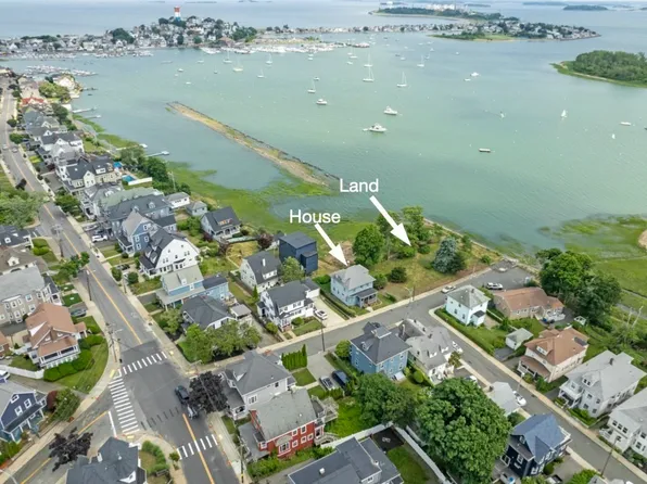 17 Winthrop St, Winthrop, MA 02152