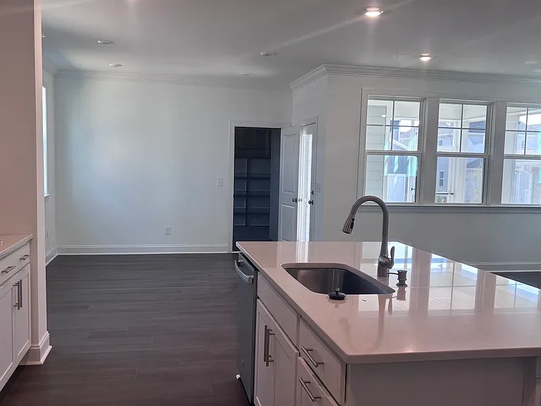 937 Crossbill Dr — Photo 10