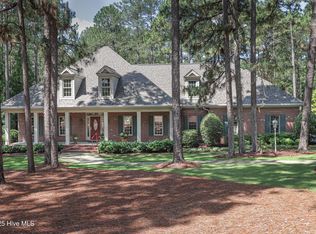 5 Oxton Cir, Pinehurst, NC 28374
