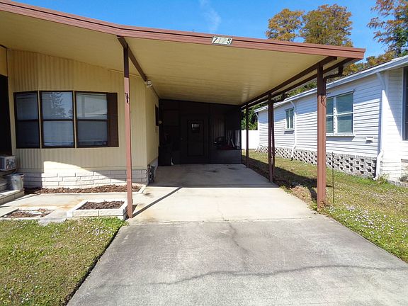 3rd image of 7125 Amora Ave