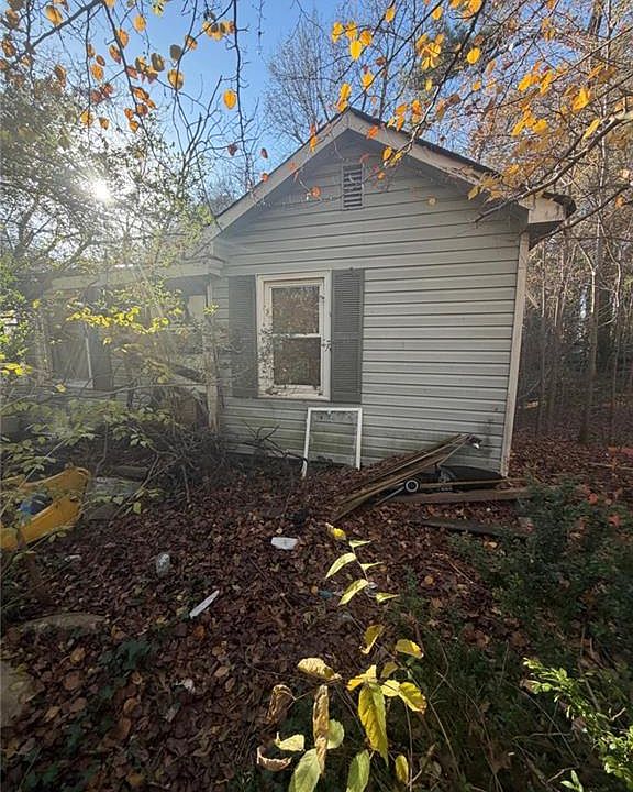 1st image of 3808 Martin Luther King Jr Dr SW