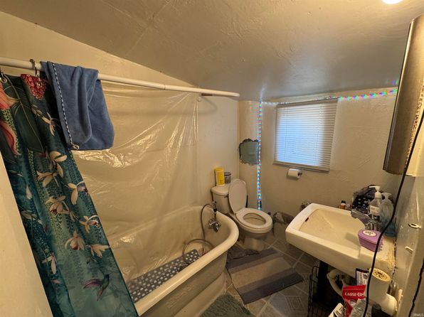 fort-wayne-indiana-73127869 picture