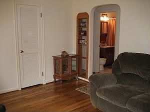 4th image of 3204 Dawn Dr
